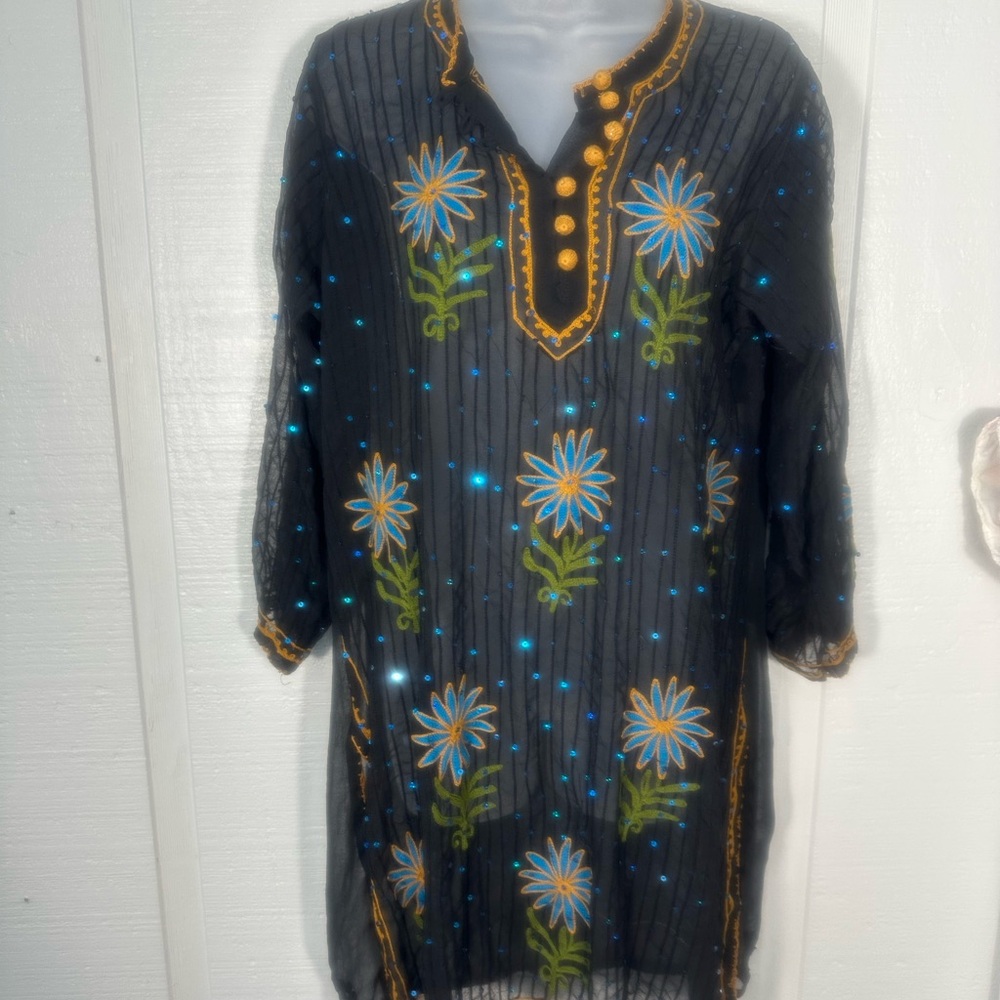 Sona’s Boutique Black Floral Swim Cover Size 46/Large NWT